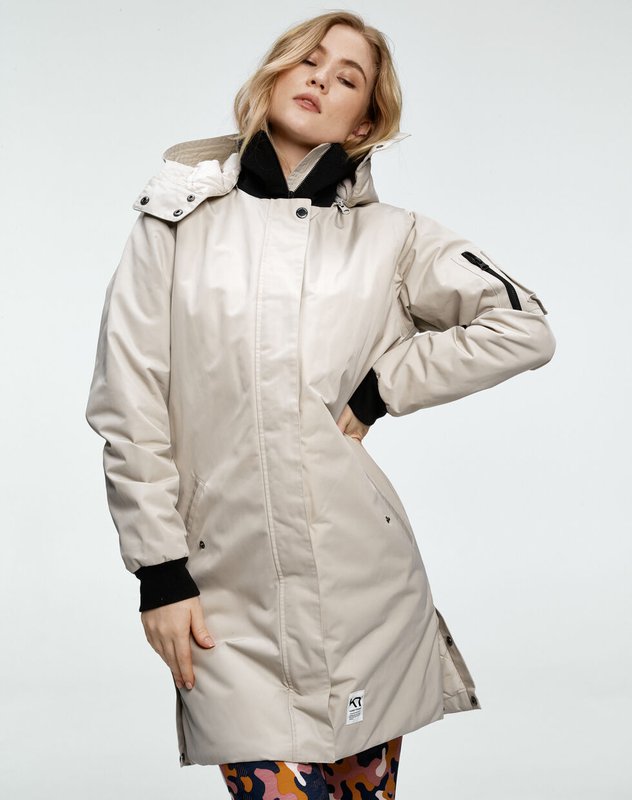 kari traa hjellane parka